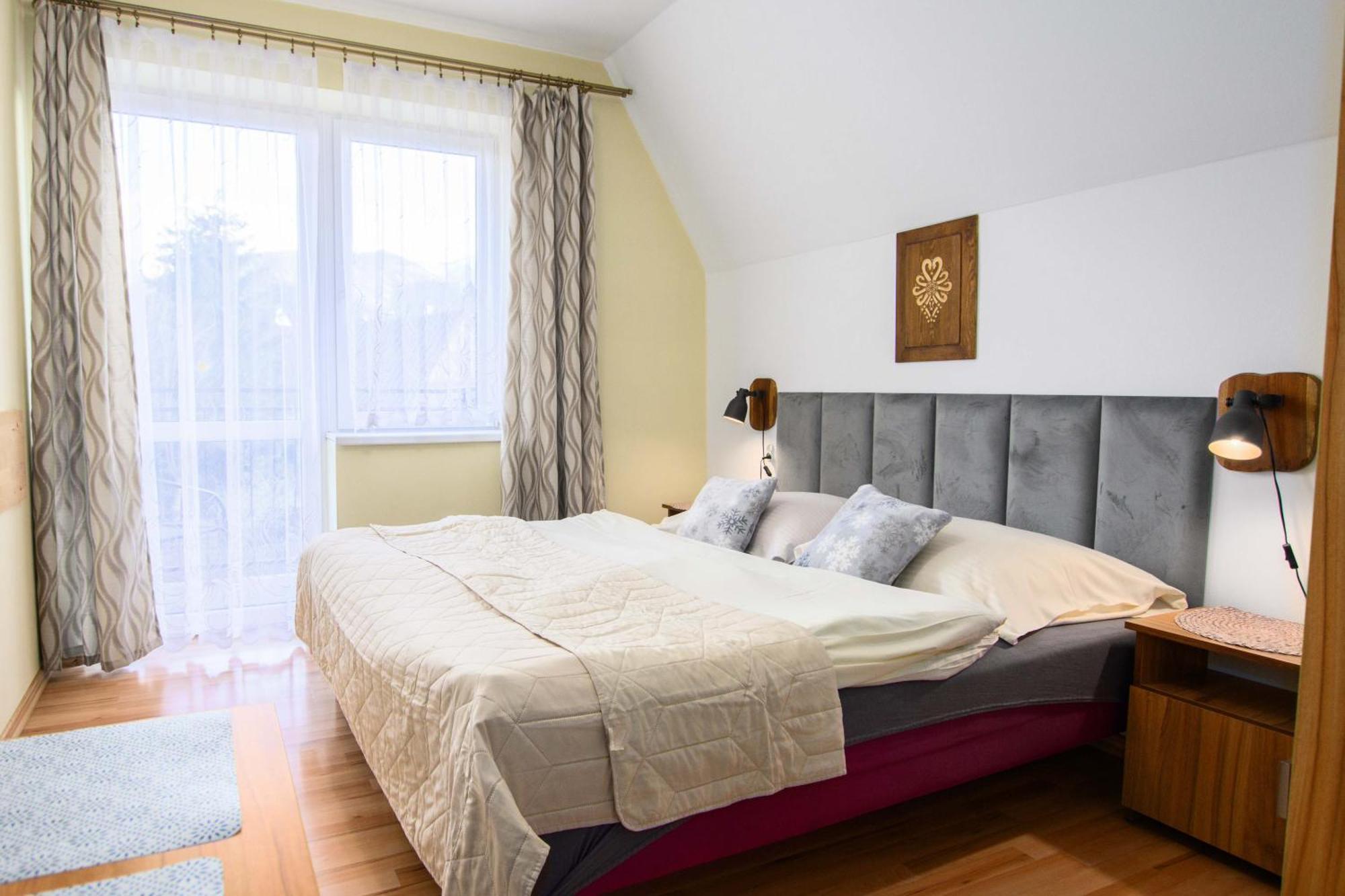 Double Room Mountain View
